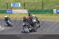 Vintage-motorcycle-club;eventdigitalimages;mallory-park;mallory-park-trackday-photographs;no-limits-trackdays;peter-wileman-photography;trackday-digital-images;trackday-photos;vmcc-festival-1000-bikes-photographs