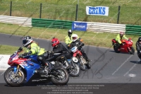 Vintage-motorcycle-club;eventdigitalimages;mallory-park;mallory-park-trackday-photographs;no-limits-trackdays;peter-wileman-photography;trackday-digital-images;trackday-photos;vmcc-festival-1000-bikes-photographs