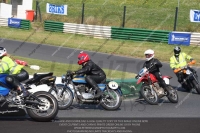 Vintage-motorcycle-club;eventdigitalimages;mallory-park;mallory-park-trackday-photographs;no-limits-trackdays;peter-wileman-photography;trackday-digital-images;trackday-photos;vmcc-festival-1000-bikes-photographs
