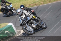 Vintage-motorcycle-club;eventdigitalimages;mallory-park;mallory-park-trackday-photographs;no-limits-trackdays;peter-wileman-photography;trackday-digital-images;trackday-photos;vmcc-festival-1000-bikes-photographs