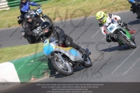Vintage-motorcycle-club;eventdigitalimages;mallory-park;mallory-park-trackday-photographs;no-limits-trackdays;peter-wileman-photography;trackday-digital-images;trackday-photos;vmcc-festival-1000-bikes-photographs