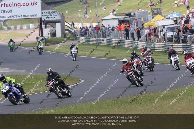 Vintage motorcycle club;eventdigitalimages;mallory park;mallory park trackday photographs;no limits trackdays;peter wileman photography;trackday digital images;trackday photos;vmcc festival 1000 bikes photographs