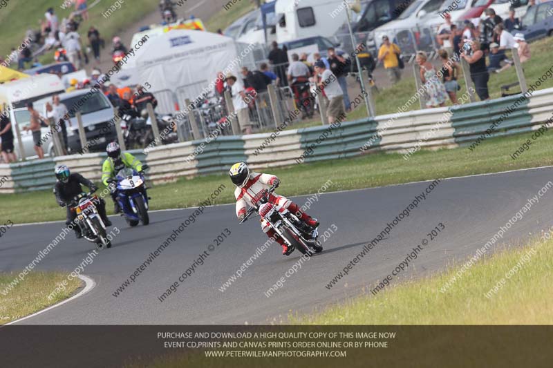 Vintage motorcycle club;eventdigitalimages;mallory park;mallory park trackday photographs;no limits trackdays;peter wileman photography;trackday digital images;trackday photos;vmcc festival 1000 bikes photographs