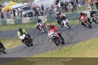 Vintage-motorcycle-club;eventdigitalimages;mallory-park;mallory-park-trackday-photographs;no-limits-trackdays;peter-wileman-photography;trackday-digital-images;trackday-photos;vmcc-festival-1000-bikes-photographs