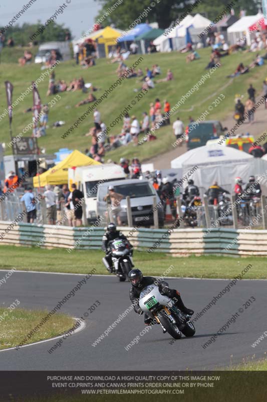 Vintage motorcycle club;eventdigitalimages;mallory park;mallory park trackday photographs;no limits trackdays;peter wileman photography;trackday digital images;trackday photos;vmcc festival 1000 bikes photographs