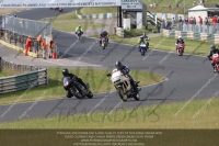 Vintage-motorcycle-club;eventdigitalimages;mallory-park;mallory-park-trackday-photographs;no-limits-trackdays;peter-wileman-photography;trackday-digital-images;trackday-photos;vmcc-festival-1000-bikes-photographs