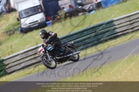 Vintage-motorcycle-club;eventdigitalimages;mallory-park;mallory-park-trackday-photographs;no-limits-trackdays;peter-wileman-photography;trackday-digital-images;trackday-photos;vmcc-festival-1000-bikes-photographs