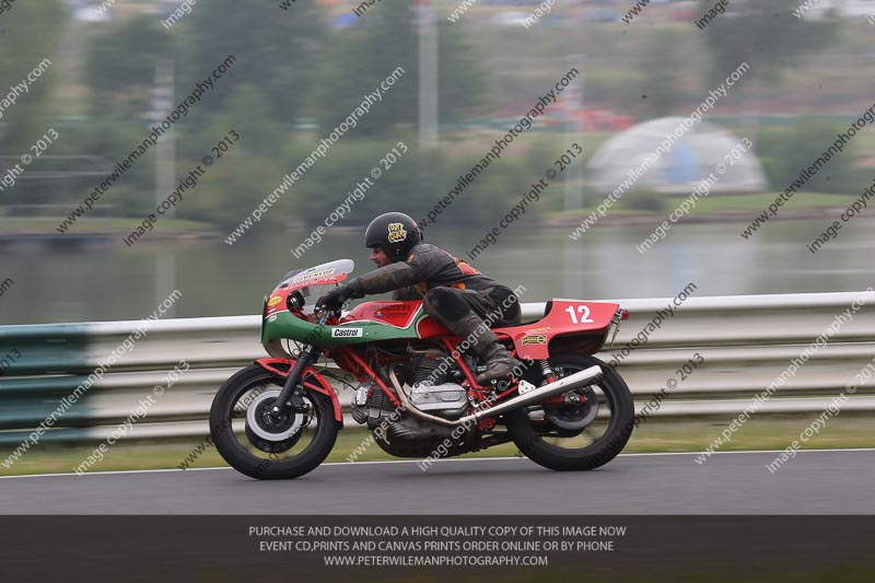Vintage motorcycle club;eventdigitalimages;mallory park;mallory park trackday photographs;no limits trackdays;peter wileman photography;trackday digital images;trackday photos;vmcc festival 1000 bikes photographs