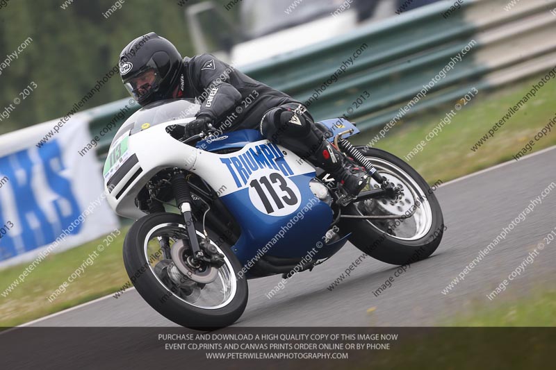 Vintage motorcycle club;eventdigitalimages;mallory park;mallory park trackday photographs;no limits trackdays;peter wileman photography;trackday digital images;trackday photos;vmcc festival 1000 bikes photographs