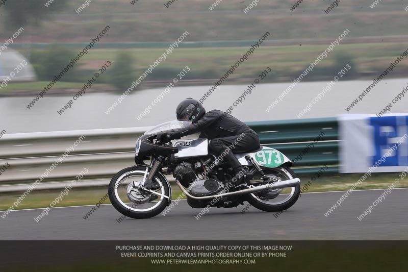 Vintage motorcycle club;eventdigitalimages;mallory park;mallory park trackday photographs;no limits trackdays;peter wileman photography;trackday digital images;trackday photos;vmcc festival 1000 bikes photographs