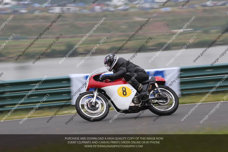 Vintage motorcycle club;eventdigitalimages;mallory park;mallory park trackday photographs;no limits trackdays;peter wileman photography;trackday digital images;trackday photos;vmcc festival 1000 bikes photographs