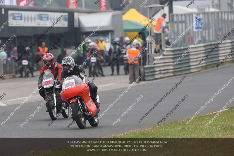 Vintage motorcycle club;eventdigitalimages;mallory park;mallory park trackday photographs;no limits trackdays;peter wileman photography;trackday digital images;trackday photos;vmcc festival 1000 bikes photographs