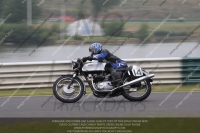 Vintage-motorcycle-club;eventdigitalimages;mallory-park;mallory-park-trackday-photographs;no-limits-trackdays;peter-wileman-photography;trackday-digital-images;trackday-photos;vmcc-festival-1000-bikes-photographs