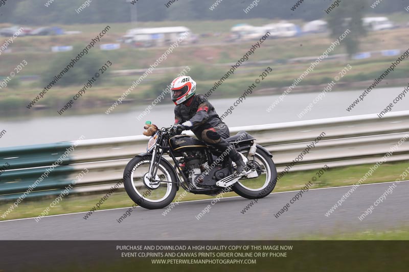Vintage motorcycle club;eventdigitalimages;mallory park;mallory park trackday photographs;no limits trackdays;peter wileman photography;trackday digital images;trackday photos;vmcc festival 1000 bikes photographs