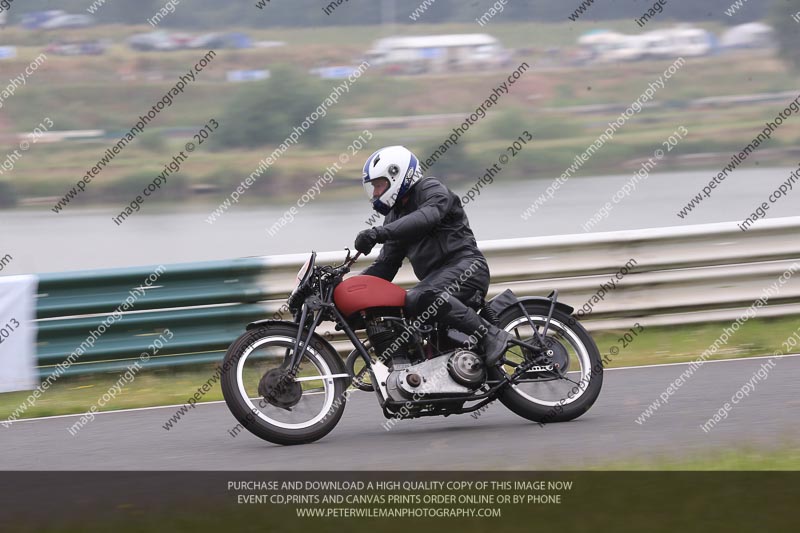 Vintage motorcycle club;eventdigitalimages;mallory park;mallory park trackday photographs;no limits trackdays;peter wileman photography;trackday digital images;trackday photos;vmcc festival 1000 bikes photographs