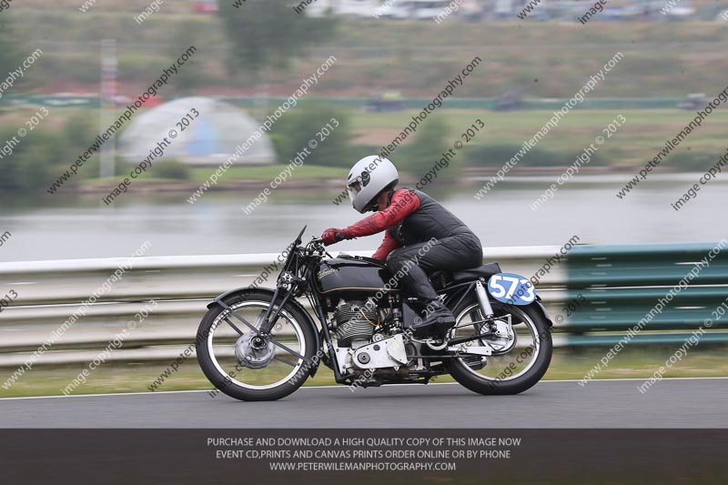 Vintage motorcycle club;eventdigitalimages;mallory park;mallory park trackday photographs;no limits trackdays;peter wileman photography;trackday digital images;trackday photos;vmcc festival 1000 bikes photographs