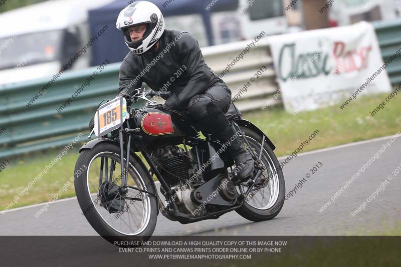 Vintage motorcycle club;eventdigitalimages;mallory park;mallory park trackday photographs;no limits trackdays;peter wileman photography;trackday digital images;trackday photos;vmcc festival 1000 bikes photographs