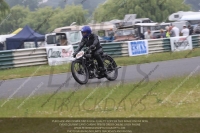 Vintage-motorcycle-club;eventdigitalimages;mallory-park;mallory-park-trackday-photographs;no-limits-trackdays;peter-wileman-photography;trackday-digital-images;trackday-photos;vmcc-festival-1000-bikes-photographs