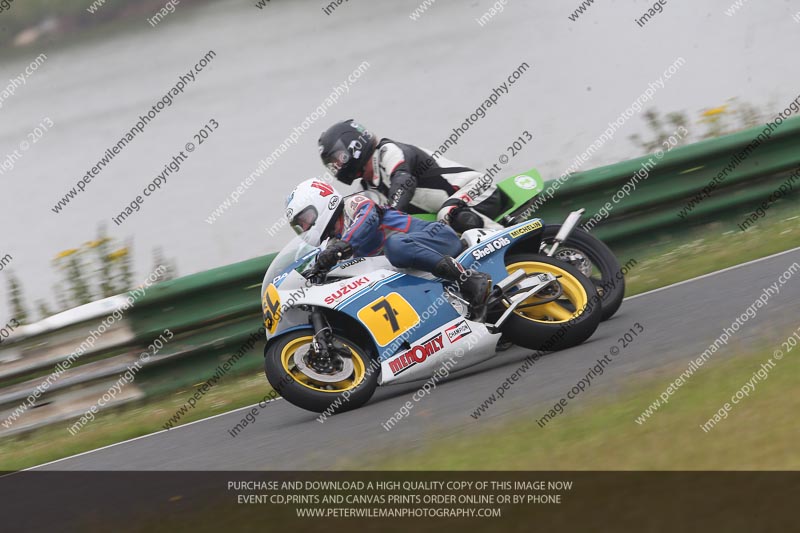 Vintage motorcycle club;eventdigitalimages;mallory park;mallory park trackday photographs;no limits trackdays;peter wileman photography;trackday digital images;trackday photos;vmcc festival 1000 bikes photographs