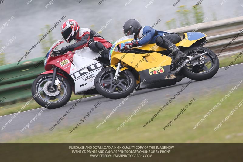 Vintage motorcycle club;eventdigitalimages;mallory park;mallory park trackday photographs;no limits trackdays;peter wileman photography;trackday digital images;trackday photos;vmcc festival 1000 bikes photographs