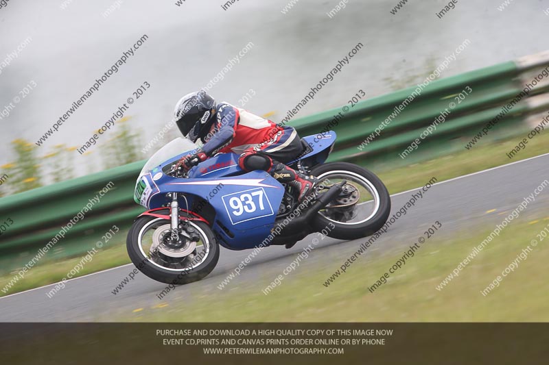 Vintage motorcycle club;eventdigitalimages;mallory park;mallory park trackday photographs;no limits trackdays;peter wileman photography;trackday digital images;trackday photos;vmcc festival 1000 bikes photographs