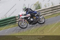 Vintage-motorcycle-club;eventdigitalimages;mallory-park;mallory-park-trackday-photographs;no-limits-trackdays;peter-wileman-photography;trackday-digital-images;trackday-photos;vmcc-festival-1000-bikes-photographs