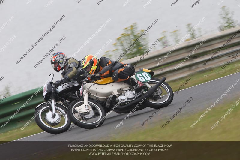 Vintage motorcycle club;eventdigitalimages;mallory park;mallory park trackday photographs;no limits trackdays;peter wileman photography;trackday digital images;trackday photos;vmcc festival 1000 bikes photographs