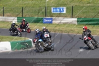 Vintage-motorcycle-club;eventdigitalimages;mallory-park;mallory-park-trackday-photographs;no-limits-trackdays;peter-wileman-photography;trackday-digital-images;trackday-photos;vmcc-festival-1000-bikes-photographs