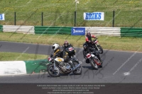 Vintage-motorcycle-club;eventdigitalimages;mallory-park;mallory-park-trackday-photographs;no-limits-trackdays;peter-wileman-photography;trackday-digital-images;trackday-photos;vmcc-festival-1000-bikes-photographs