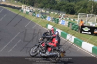 Vintage-motorcycle-club;eventdigitalimages;mallory-park;mallory-park-trackday-photographs;no-limits-trackdays;peter-wileman-photography;trackday-digital-images;trackday-photos;vmcc-festival-1000-bikes-photographs