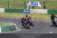 Vintage-motorcycle-club;eventdigitalimages;mallory-park;mallory-park-trackday-photographs;no-limits-trackdays;peter-wileman-photography;trackday-digital-images;trackday-photos;vmcc-festival-1000-bikes-photographs