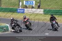 Vintage-motorcycle-club;eventdigitalimages;mallory-park;mallory-park-trackday-photographs;no-limits-trackdays;peter-wileman-photography;trackday-digital-images;trackday-photos;vmcc-festival-1000-bikes-photographs