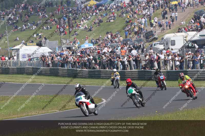 Vintage motorcycle club;eventdigitalimages;mallory park;mallory park trackday photographs;no limits trackdays;peter wileman photography;trackday digital images;trackday photos;vmcc festival 1000 bikes photographs