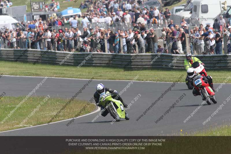 Vintage motorcycle club;eventdigitalimages;mallory park;mallory park trackday photographs;no limits trackdays;peter wileman photography;trackday digital images;trackday photos;vmcc festival 1000 bikes photographs