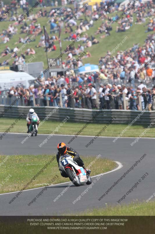 Vintage motorcycle club;eventdigitalimages;mallory park;mallory park trackday photographs;no limits trackdays;peter wileman photography;trackday digital images;trackday photos;vmcc festival 1000 bikes photographs