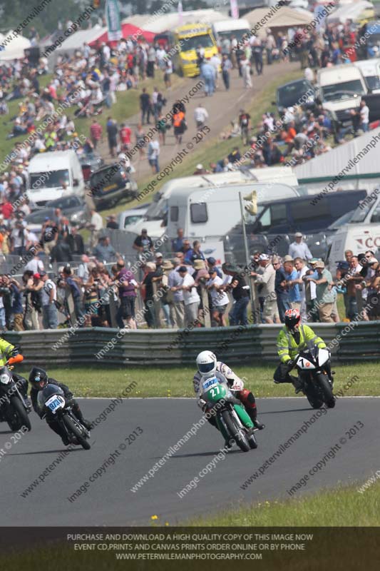 Vintage motorcycle club;eventdigitalimages;mallory park;mallory park trackday photographs;no limits trackdays;peter wileman photography;trackday digital images;trackday photos;vmcc festival 1000 bikes photographs