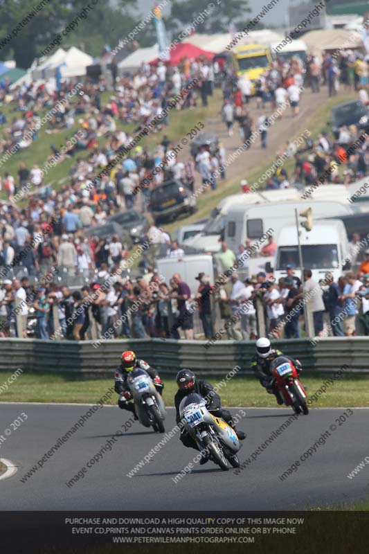 Vintage motorcycle club;eventdigitalimages;mallory park;mallory park trackday photographs;no limits trackdays;peter wileman photography;trackday digital images;trackday photos;vmcc festival 1000 bikes photographs
