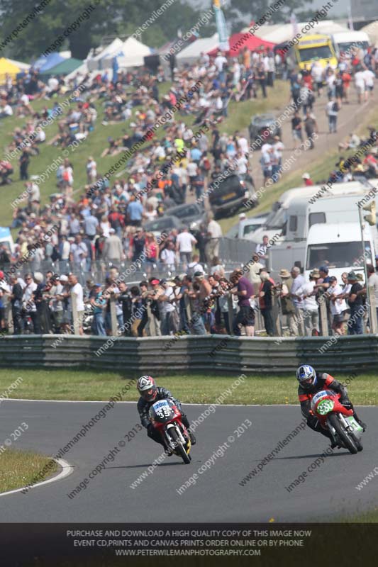 Vintage motorcycle club;eventdigitalimages;mallory park;mallory park trackday photographs;no limits trackdays;peter wileman photography;trackday digital images;trackday photos;vmcc festival 1000 bikes photographs