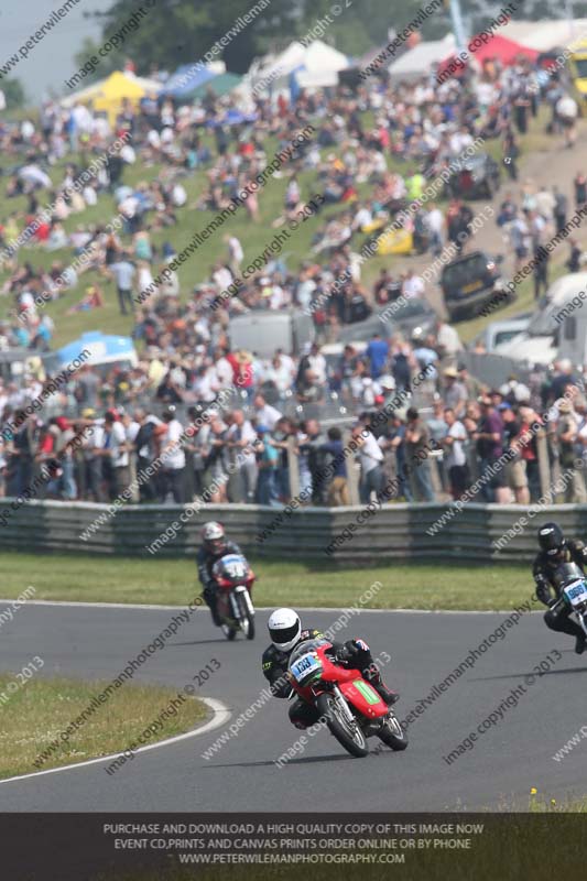 Vintage motorcycle club;eventdigitalimages;mallory park;mallory park trackday photographs;no limits trackdays;peter wileman photography;trackday digital images;trackday photos;vmcc festival 1000 bikes photographs