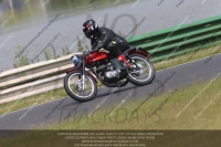 Vintage-motorcycle-club;eventdigitalimages;mallory-park;mallory-park-trackday-photographs;no-limits-trackdays;peter-wileman-photography;trackday-digital-images;trackday-photos;vmcc-festival-1000-bikes-photographs