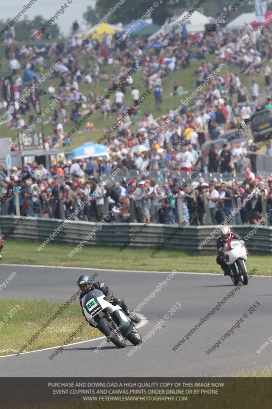 Vintage motorcycle club;eventdigitalimages;mallory park;mallory park trackday photographs;no limits trackdays;peter wileman photography;trackday digital images;trackday photos;vmcc festival 1000 bikes photographs