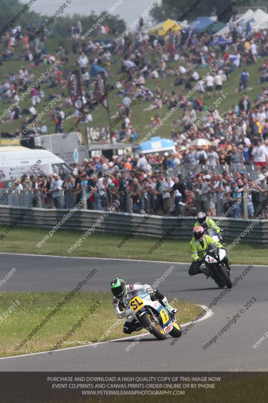 Vintage motorcycle club;eventdigitalimages;mallory park;mallory park trackday photographs;no limits trackdays;peter wileman photography;trackday digital images;trackday photos;vmcc festival 1000 bikes photographs