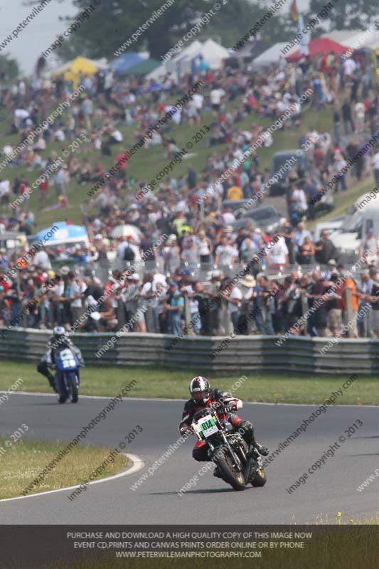 Vintage motorcycle club;eventdigitalimages;mallory park;mallory park trackday photographs;no limits trackdays;peter wileman photography;trackday digital images;trackday photos;vmcc festival 1000 bikes photographs