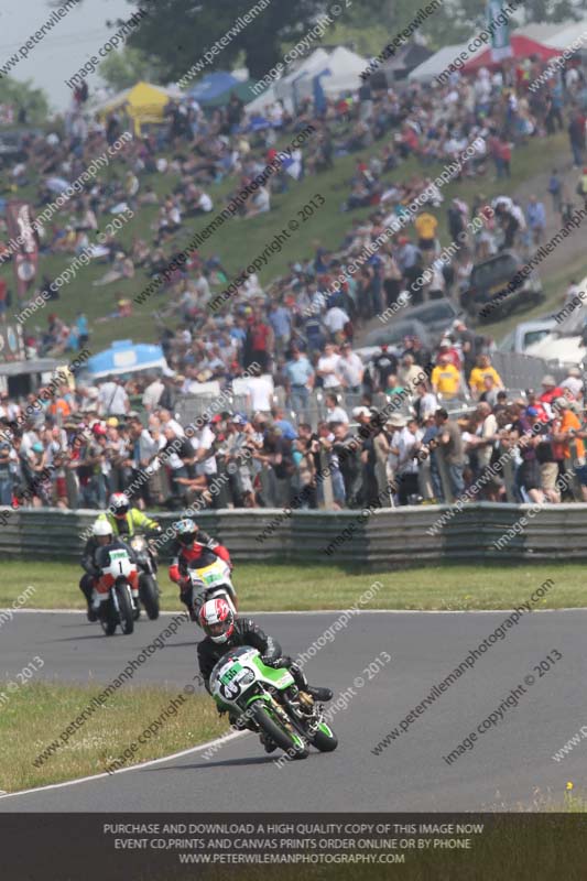 Vintage motorcycle club;eventdigitalimages;mallory park;mallory park trackday photographs;no limits trackdays;peter wileman photography;trackday digital images;trackday photos;vmcc festival 1000 bikes photographs