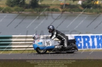 Vintage-motorcycle-club;eventdigitalimages;mallory-park;mallory-park-trackday-photographs;no-limits-trackdays;peter-wileman-photography;trackday-digital-images;trackday-photos;vmcc-festival-1000-bikes-photographs