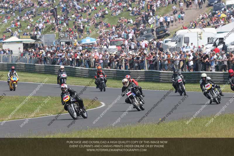 Vintage motorcycle club;eventdigitalimages;mallory park;mallory park trackday photographs;no limits trackdays;peter wileman photography;trackday digital images;trackday photos;vmcc festival 1000 bikes photographs