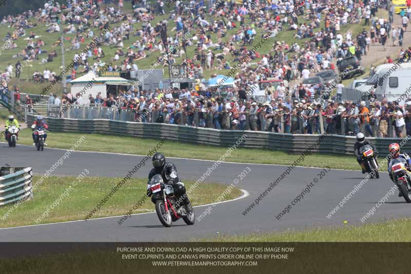 Vintage motorcycle club;eventdigitalimages;mallory park;mallory park trackday photographs;no limits trackdays;peter wileman photography;trackday digital images;trackday photos;vmcc festival 1000 bikes photographs