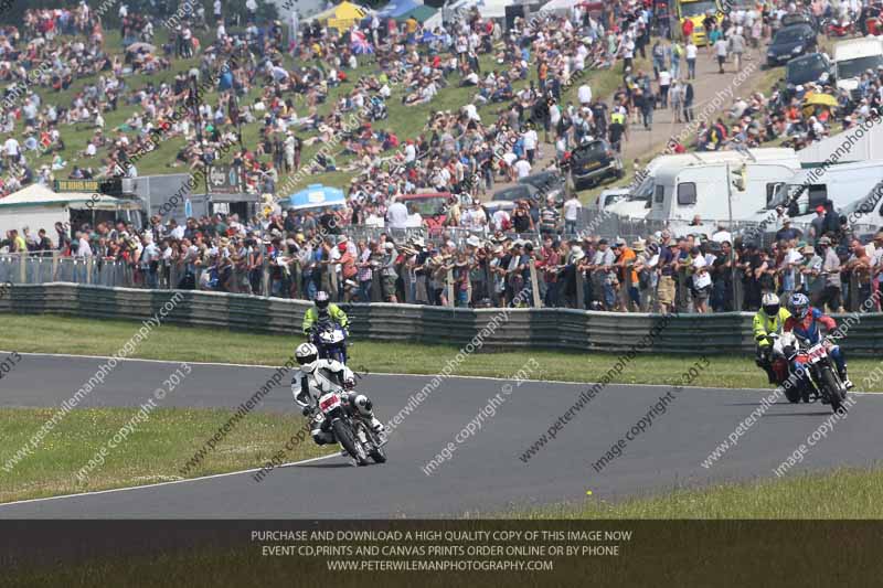 Vintage motorcycle club;eventdigitalimages;mallory park;mallory park trackday photographs;no limits trackdays;peter wileman photography;trackday digital images;trackday photos;vmcc festival 1000 bikes photographs