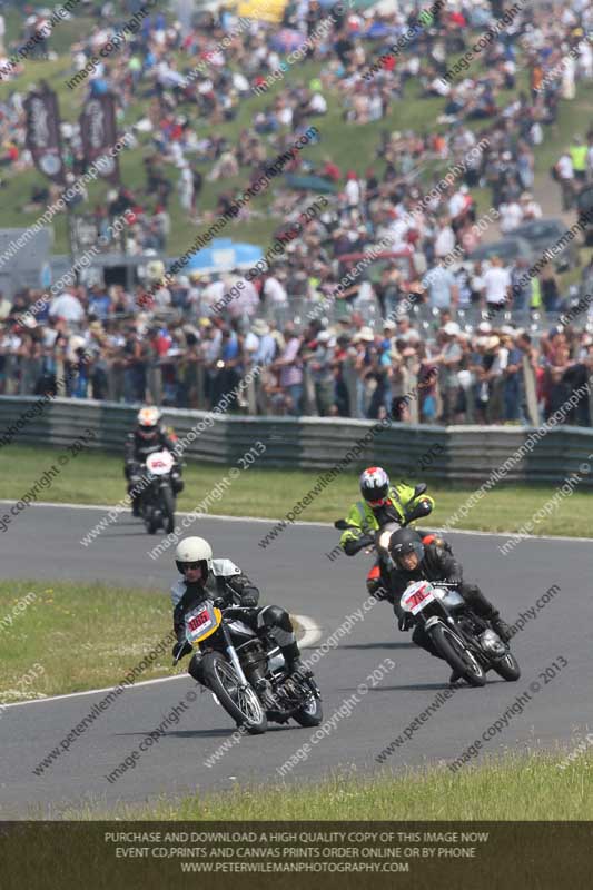 Vintage motorcycle club;eventdigitalimages;mallory park;mallory park trackday photographs;no limits trackdays;peter wileman photography;trackday digital images;trackday photos;vmcc festival 1000 bikes photographs