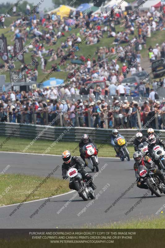 Vintage motorcycle club;eventdigitalimages;mallory park;mallory park trackday photographs;no limits trackdays;peter wileman photography;trackday digital images;trackday photos;vmcc festival 1000 bikes photographs